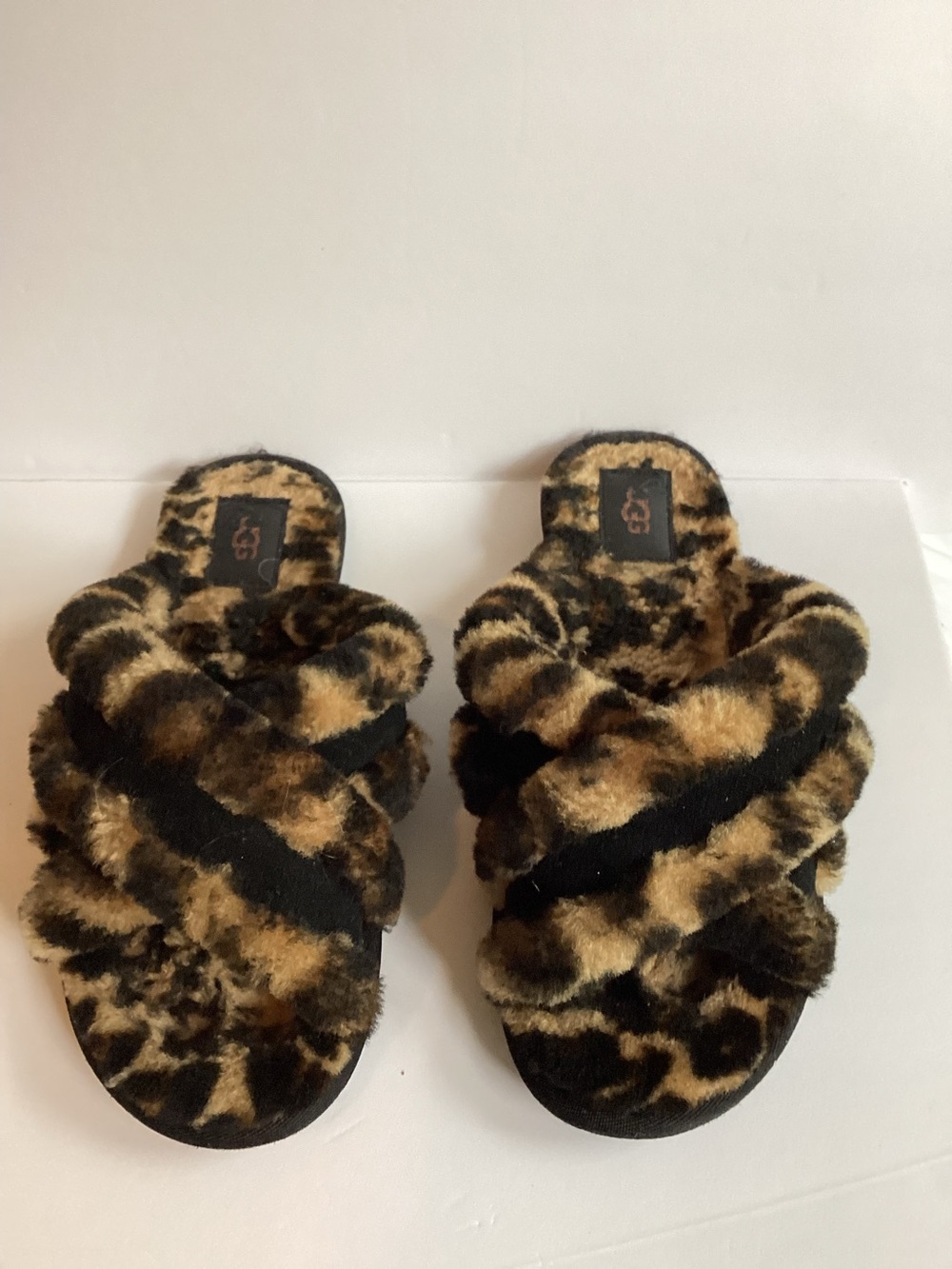 UGG Scuffita Slippers Size 8 Panther Print Cross Strap Design